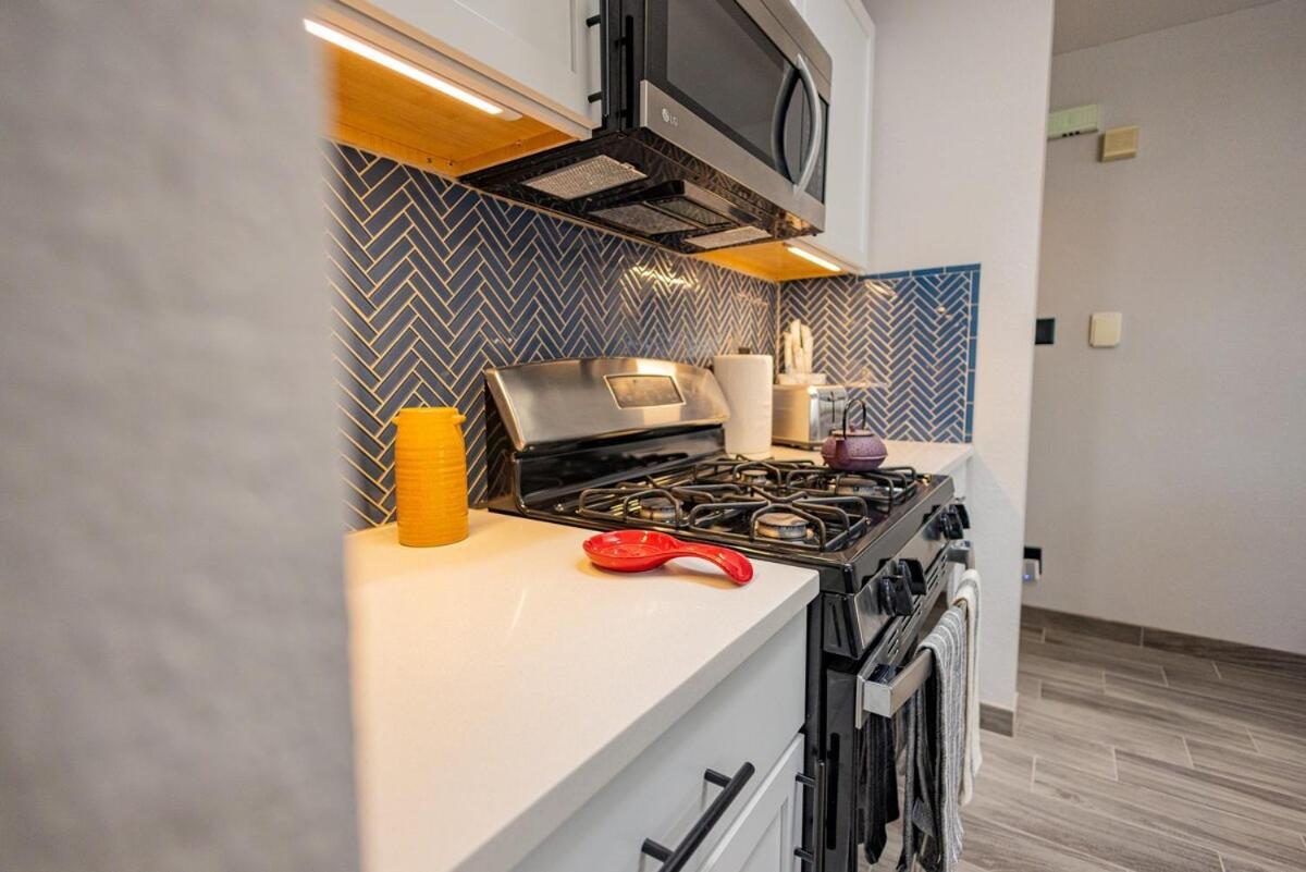 Stylish Escape 3bdrm With Fireplace El Paso