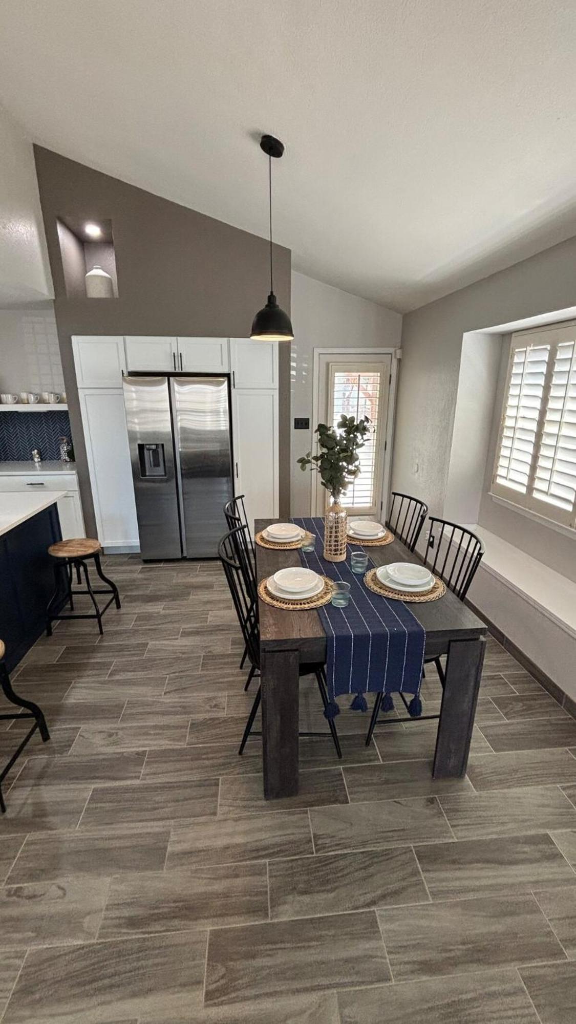 Stylish Escape 3bdrm With Fireplace El Paso